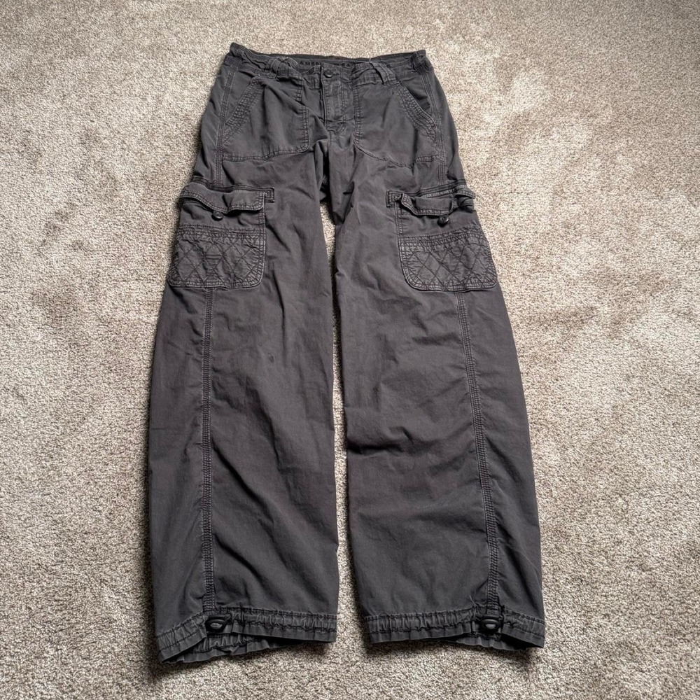 GREY AMERICAN EAGLE STRETCH CARGO PANTS
